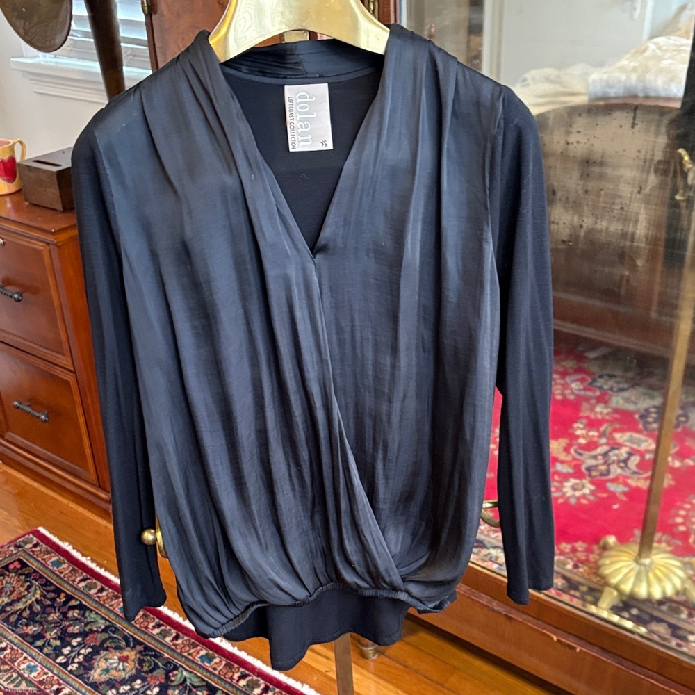 Anthropologie Dolan Black Saros Surplice Top Blouse XS Satin Knit